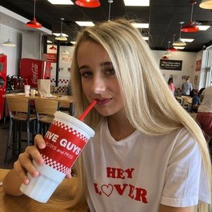 Meet your Posher, Shyla